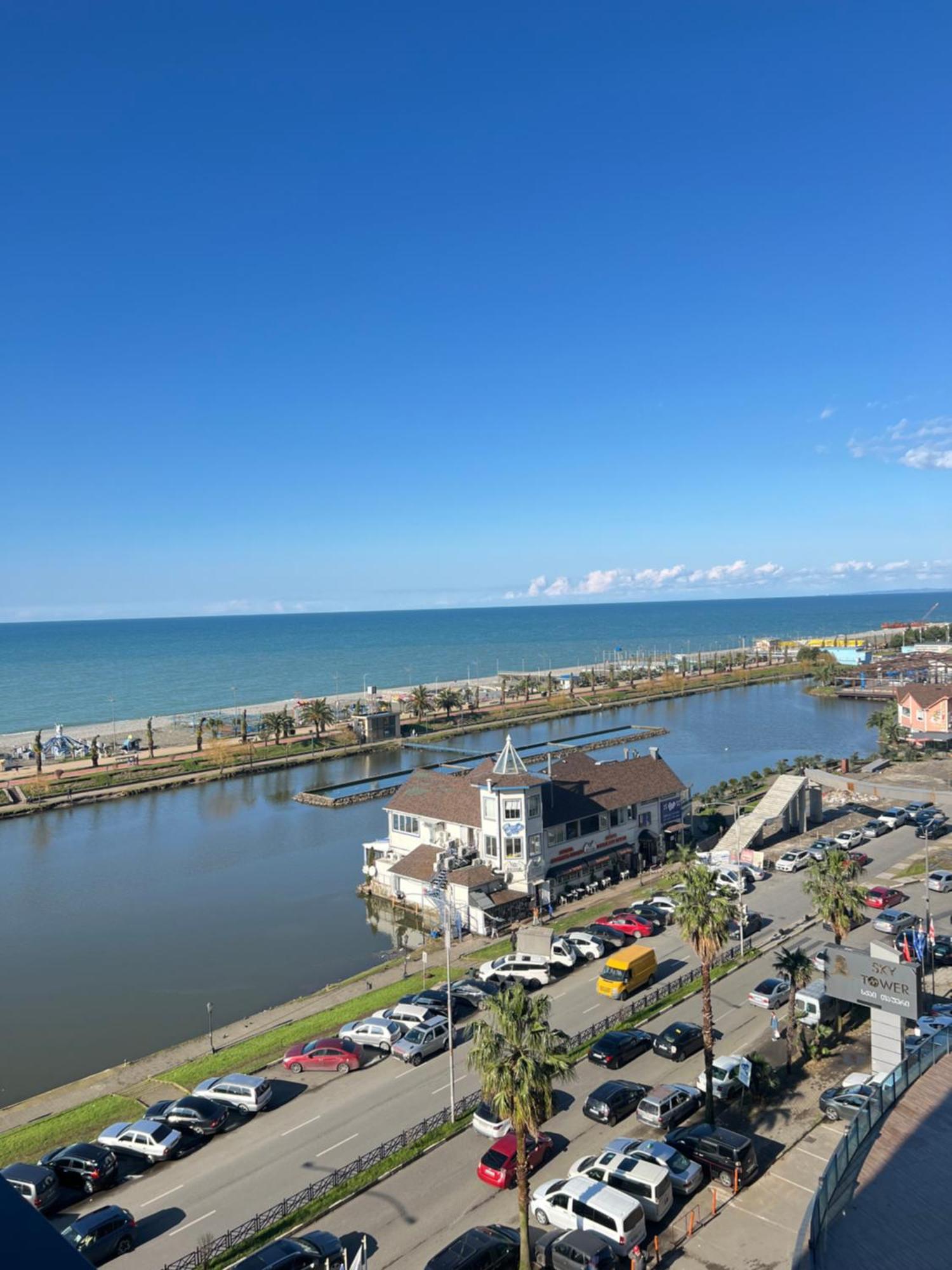 Spend Your Time In Orbi City Batumi Esterno foto