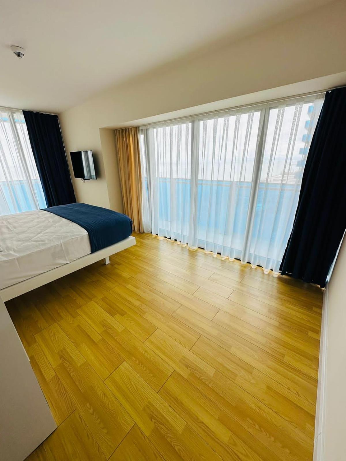 Spend Your Time In Orbi City Batumi Esterno foto