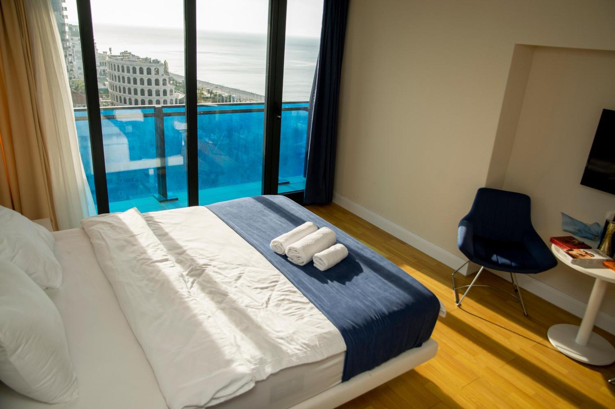 Spend Your Time In Orbi City Batumi Esterno foto